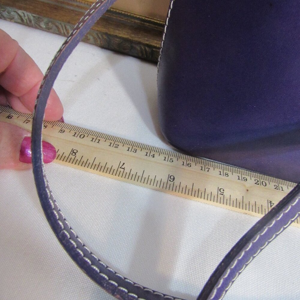 ITALIAN LEATHER  BAG. PURSE, VIOLET COLOR, BACK POCKET, EXCEL COND - Picture 9 of 16